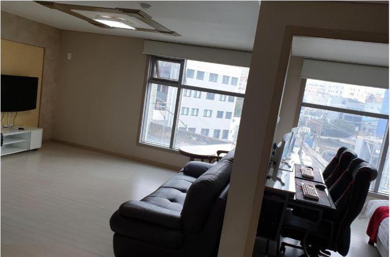 R&T Hotel جيجو المظهر الخارجي الصورة