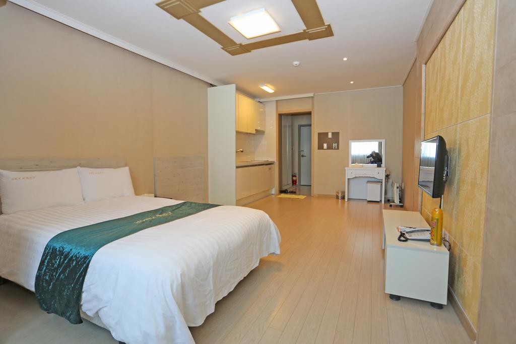 R&T Hotel جيجو المظهر الخارجي الصورة